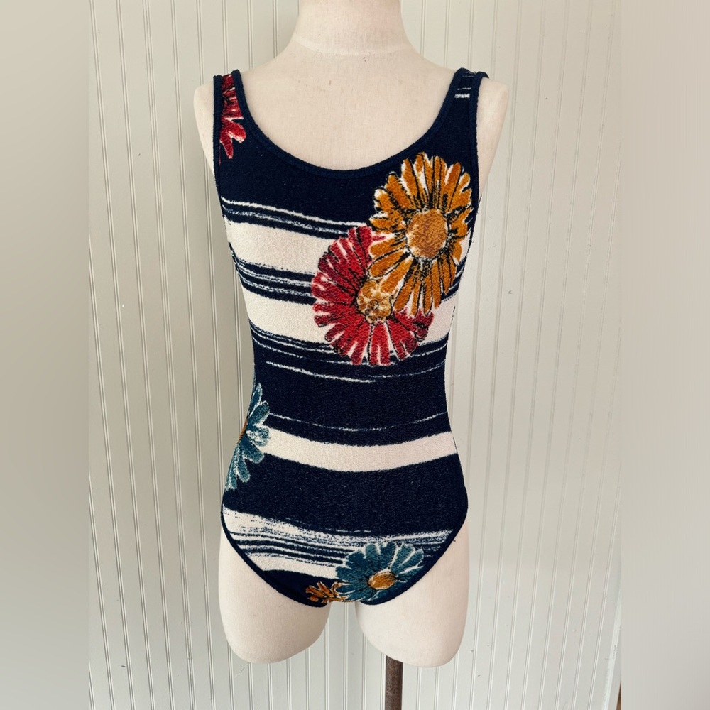 Japanese Opened-back One Piece Bathing Suit